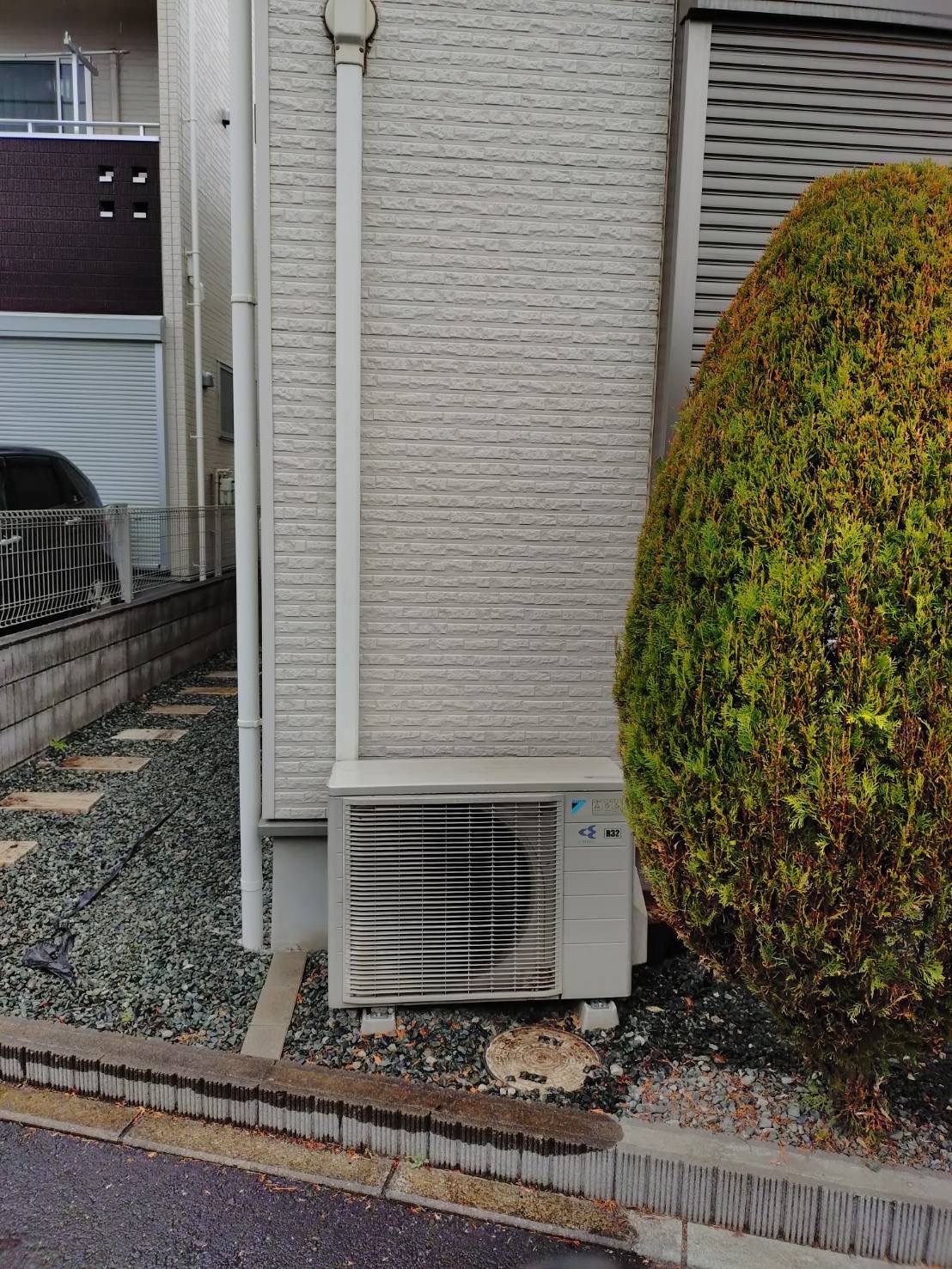 所沢市周辺で地面置き室外機のエアコン取り外し無料回収対象例